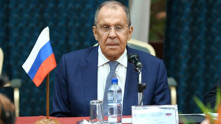 Lavrov’dan Ukrayna’ya gidecek Fransız askeri için sert kelamlar: Yasal maksat olurlar